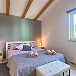 Appartement Tony Pula